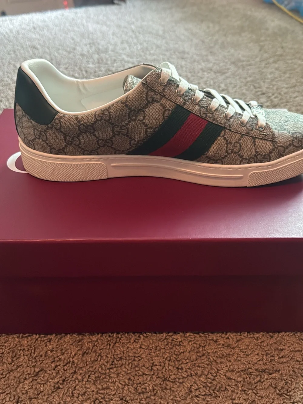 Gucci Beige GG Supreme Canvas Sneaker with Red & Green Web